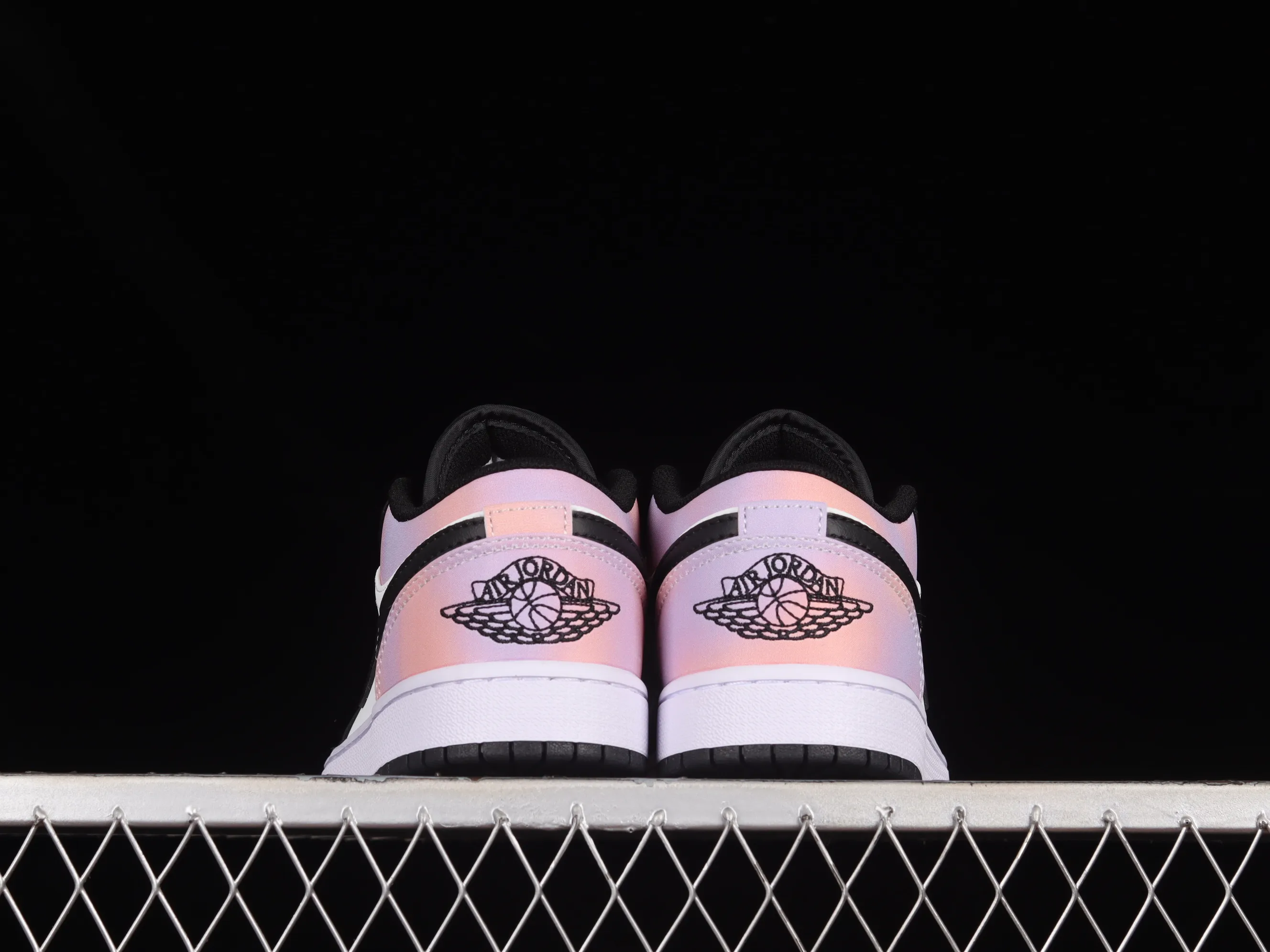 All categories Air Jordan Jordan series basketball shoes Air Jordan 1 Low Z version Air Jordan 1 Low AJ1 Joe 1 black and white laser cultural and leisure sports sneakers DQ2516-108